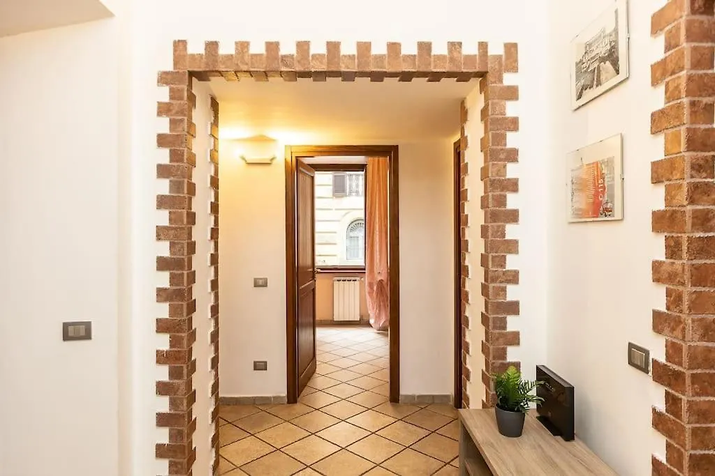 Trastevere Home By Rental In Roma Daire